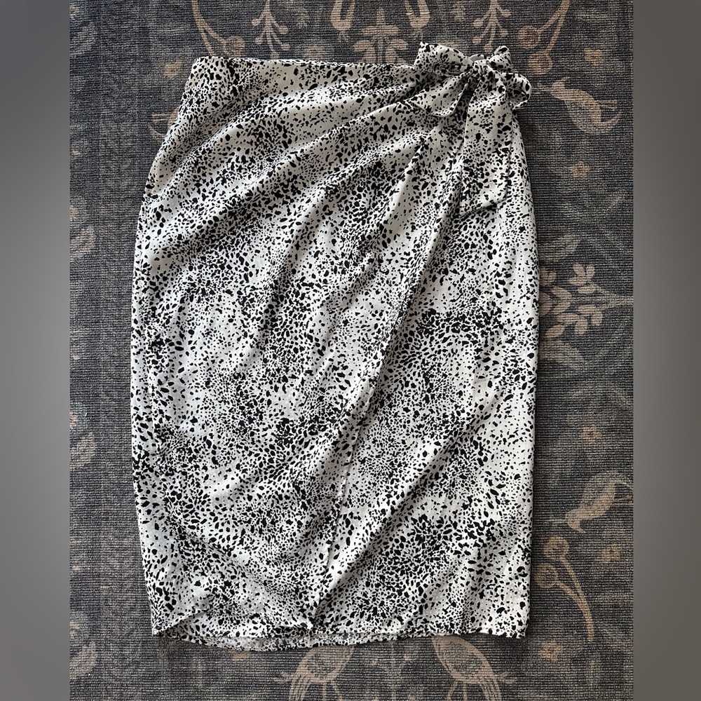 Nine West Wrap Styled Dalmatian Animal Print Skirt